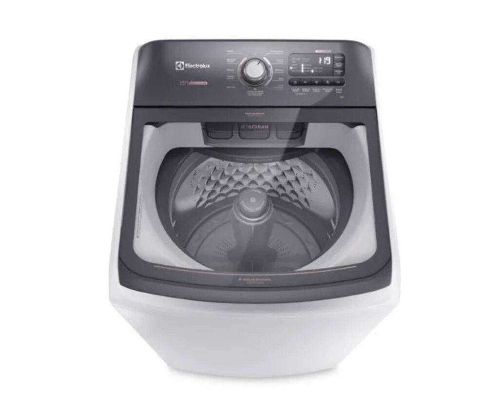 Máquina de lavar Electrolux Premium Care LED15 de 15kg, uma opção de grande capacidade com design moderno e ciclo rápido.